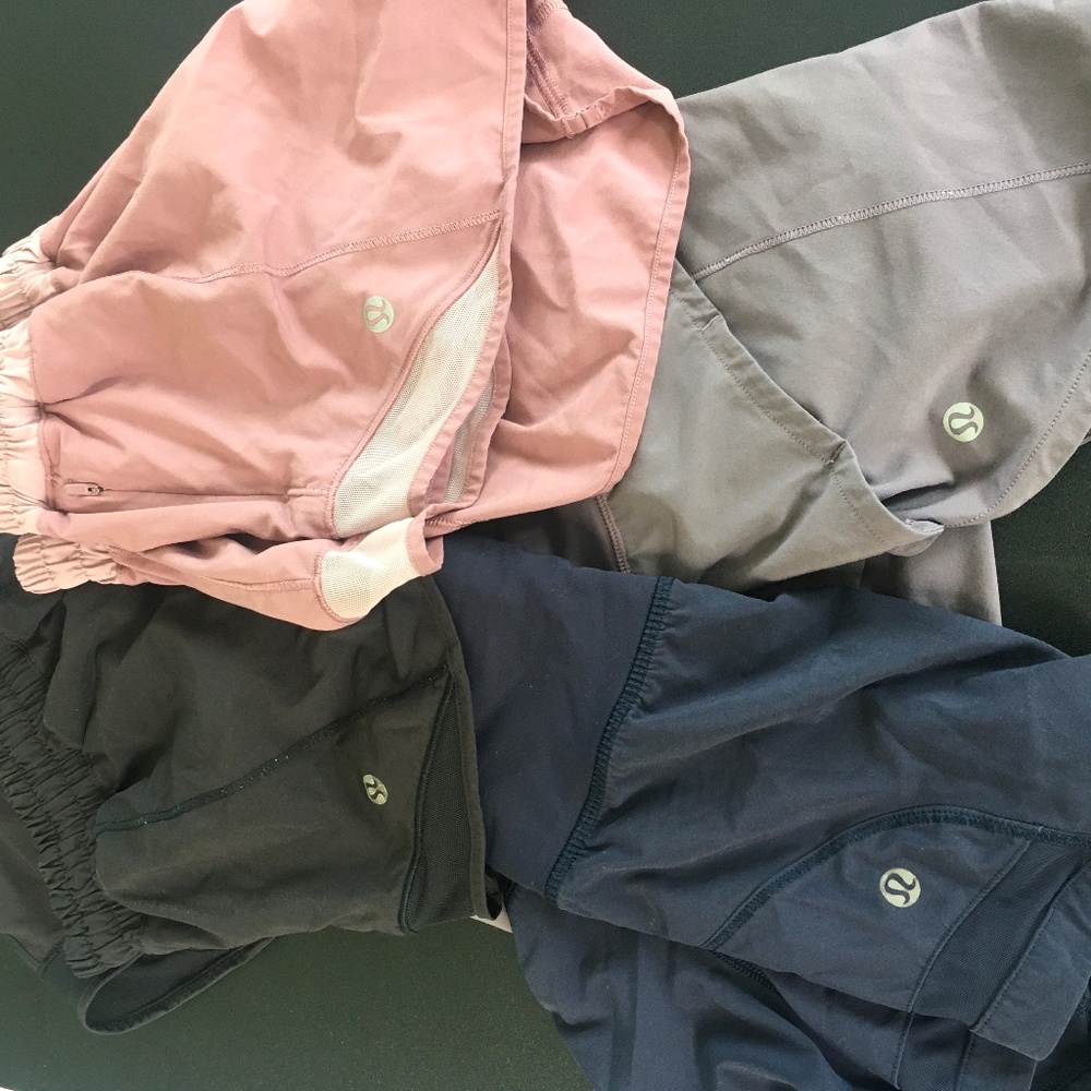 4 pair women’s lululemon shorts